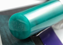 Load image into Gallery viewer, Krone HMS Victory Gold & Silver Limited Edition Fountain Pen Set