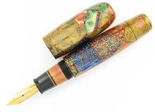 Load image into Gallery viewer, DANITRIO Yokozuna Sarasa Maki-e Raden Fountain Pen YOK-2