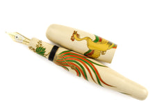 Load image into Gallery viewer, DANITRIO Hyotan "Phoenix" Maki-e Fountain Pen (N-1102)