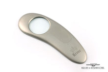 Load image into Gallery viewer, Magnifying glass