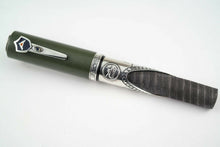Load image into Gallery viewer, Front view of the fountain pen.