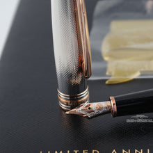 Load image into Gallery viewer, Close up to the fountain pen nib and the cap.