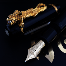 Load image into Gallery viewer, Montblanc Year of the Golden Dragon 2000 Fountain Pen #604