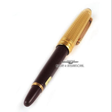 Load image into Gallery viewer, Angled view of the fountain pen with the cap on.