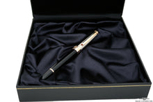 Load image into Gallery viewer, Montblanc 75th Anniversary Limited Edition Doue Barley 144 Fountain Pen