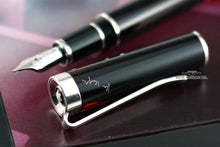 Load image into Gallery viewer, Montblanc Writers Edition Franz Kafka LE Fountain Pen Uncapped