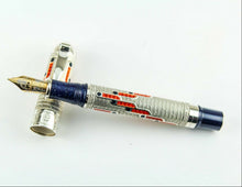 Load image into Gallery viewer, Top view of the fountain pen resting on the cap.