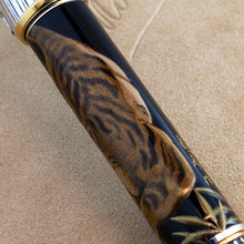 Load image into Gallery viewer, Montegrappa Kitcho Limited Edition Tora (Tiger) Maki-e Fountain Pen