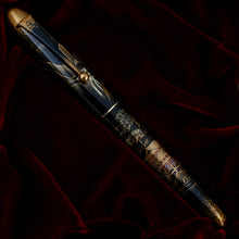 Load image into Gallery viewer, Front view of the fountain pen in the presentation box.