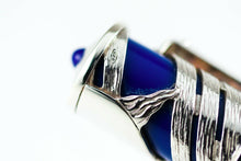 Load image into Gallery viewer, Close up to the 925 Sterling Silver engraving on the cap's overlay.