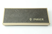 Load image into Gallery viewer, Parker Vintage 75 Flattop Vermeil Cisele Fountain Pen & Ballpoint Set