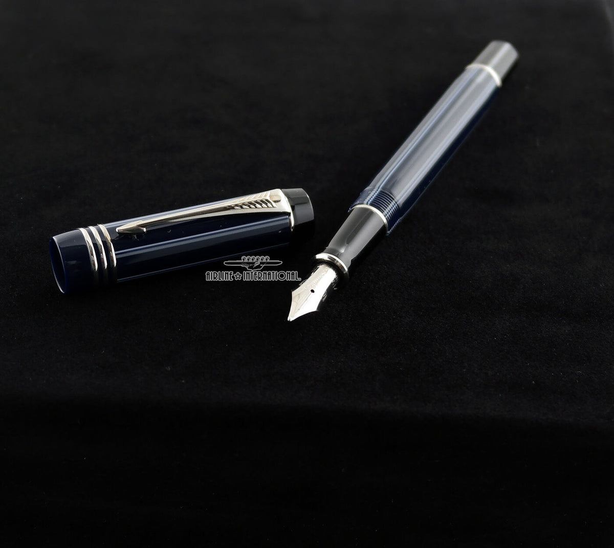パーカー デュオフォールド インターナショナル ネイビー ピンストライプ万年筆 パーカー デュオフォールド インターナショナル ネイビー ピン