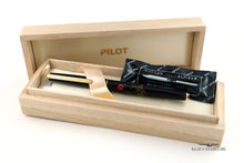 Load image into Gallery viewer, Pilot Vintage Nippon Art Flower Hiramaki-e Fountain Pen with Presentation Box