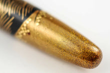 Load image into Gallery viewer, Platinum Limited Edition 3776 Urushi Maki-e Hamamatsu Coast Line with Pines - Medium Nib Fountain Pen