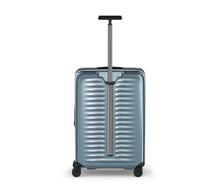 Load image into Gallery viewer, Victorinox Airox Medium Hardside Case Light Blue