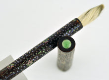 Load image into Gallery viewer, Close up to the brush and top of the cap.