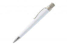 Load image into Gallery viewer, Retro 51 UK Exclusive The Queen's Platinum Jubilee - Side view.