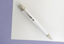 Load image into Gallery viewer, Retro 51 UK Exclusive The Queen's Platinum Jubilee