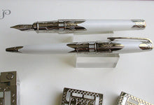 Load image into Gallery viewer, S.T. Dupont 2002 Taj Mahal Limited Edition 5 Piece Set