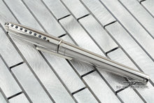 Load image into Gallery viewer, Front view of the fountain pen with the cap on.