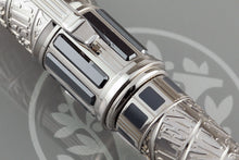 Load image into Gallery viewer, Close up to the cap band.