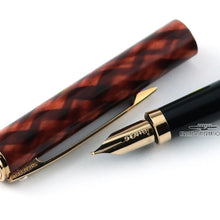 Load image into Gallery viewer, Fountain Pen Nib and Cap Close-Up