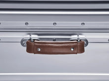 Load image into Gallery viewer, Close up to the side panel's grab handle.