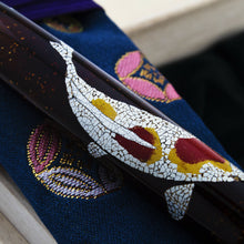 Load image into Gallery viewer, Close up to the Koi fish on the barrel.