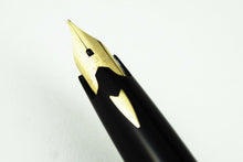 Load image into Gallery viewer, Close up to the fountain pen's nib, engraved with 23K SAILOR