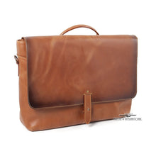 Load image into Gallery viewer, Vintage Leather Messenger Bag Front