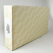 Load image into Gallery viewer, Cardboard box