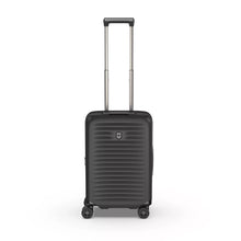 Load image into Gallery viewer, Victorinox Airox Advanced Frequent Flyer Carry-On - Black

Image of Front Panel View


Dimensions:  21.7&quot;H x 13.8&quot;W x 9.1&quot;D
Weight:          6.4 lbs.
Capacity:       37 L.
