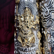 Load image into Gallery viewer, Caran d&#39;Ache Limited Edition Ganesh Fountain Pen Ganesh close Up
