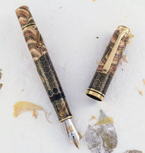 Load image into Gallery viewer, Classic Pens LS7 Mitsubachi Honey Bees Pelikan M1000 FP - Artist Proof - EXCEPTIONALLY RARE
