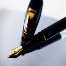 Load image into Gallery viewer, Danitrio Trio Classic Fountain Pen in Black (Early Danitrio Release)
