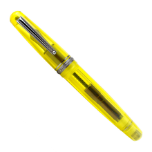 Load image into Gallery viewer, Front view of the fountain pen with the cap on. 
