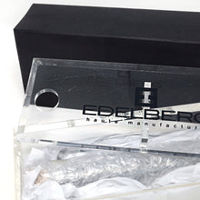 Load image into Gallery viewer, Close up to the presentation box lid. It has some brush marks.
