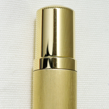 Load image into Gallery viewer, Graf von Faber Castell Anello Gold Fountain Pen - M (Floor Model)
