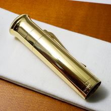 Load image into Gallery viewer, Graf von Faber Castell Anello Gold Fountain Pen - M (Floor Model)
