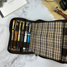 Load image into Gallery viewer, Girologio 12 Pen Zip Pen Case
