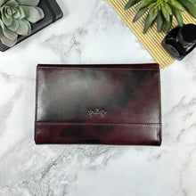 Load image into Gallery viewer, Girologio 12 Penfolio Clutch
