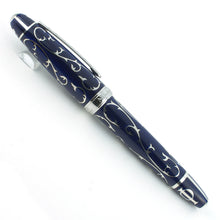 Load image into Gallery viewer, Side view of the fountain pen with the cap on
