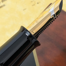 Load image into Gallery viewer, Nib close-up.
