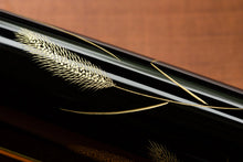 Load image into Gallery viewer, Namiki Yukari Royale Chinkin Cat Medium Fountain Pen
