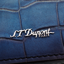 Load image into Gallery viewer, S.T. Dupont Atelier Le Grand Card Holder - Blue:  Logo Close up
