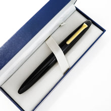 Load image into Gallery viewer, Sailor King of Pens Black Urushi Fountain Pen w/King Eagle Nagahara Senior Nib
