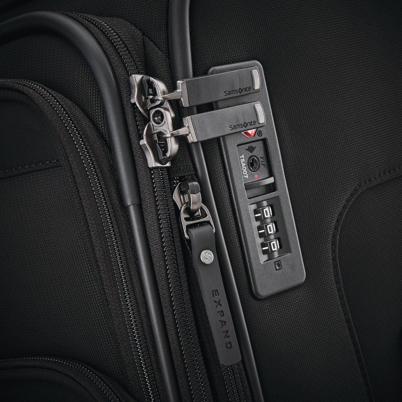 Samsonite Silhouette 17 Softside Large Spinner | Airline
