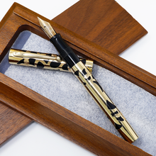 Load image into Gallery viewer, Vintage Sheaffer Nostalgia Solid 14k Gold Overlay Fountain Pen - Cir.1970 (USA)
