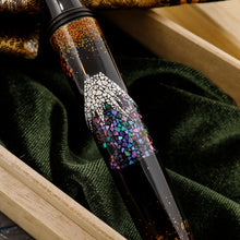 Load image into Gallery viewer, Taccia Empress Fujiyama (Mount Fuji) Limited Edition Fountain Pen - Medium
