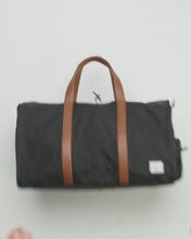 Load and play video in Gallery viewer, Herschel Novel Duffle - Bluebell Crosshatch-43L
